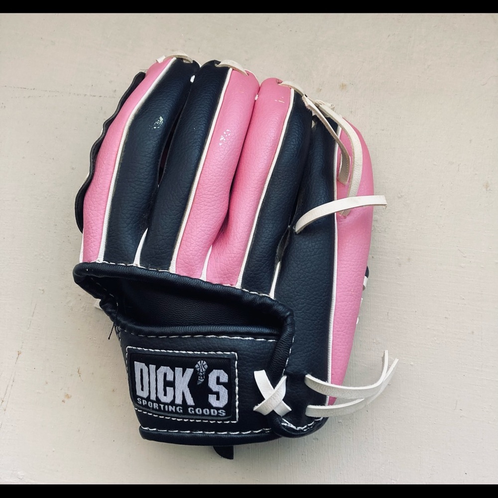Dick’s Sporting Goods Softball Glove